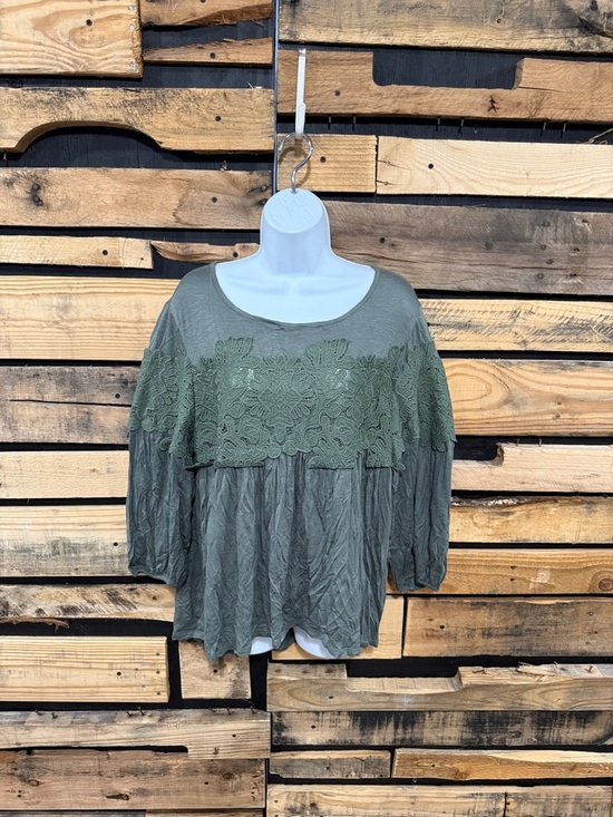 Adiva Tops - Adiva Sage‎ Green Crochet Accent 3/4 Sleeve
Boho Top Women's Large